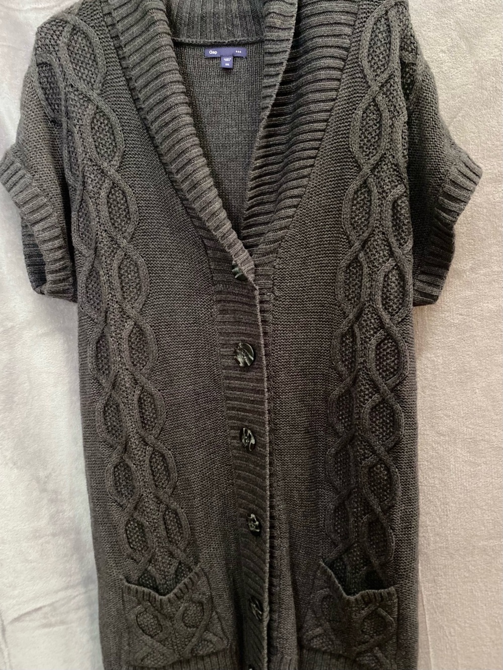 GAP Women’s XXL Charcoal Gray Cable Knit Short Sleeve Cardigan Sweater Pockets